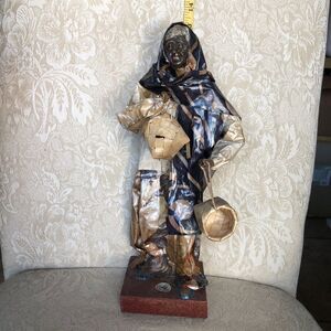 Mexican‎ paper machete folk art old woman figurine